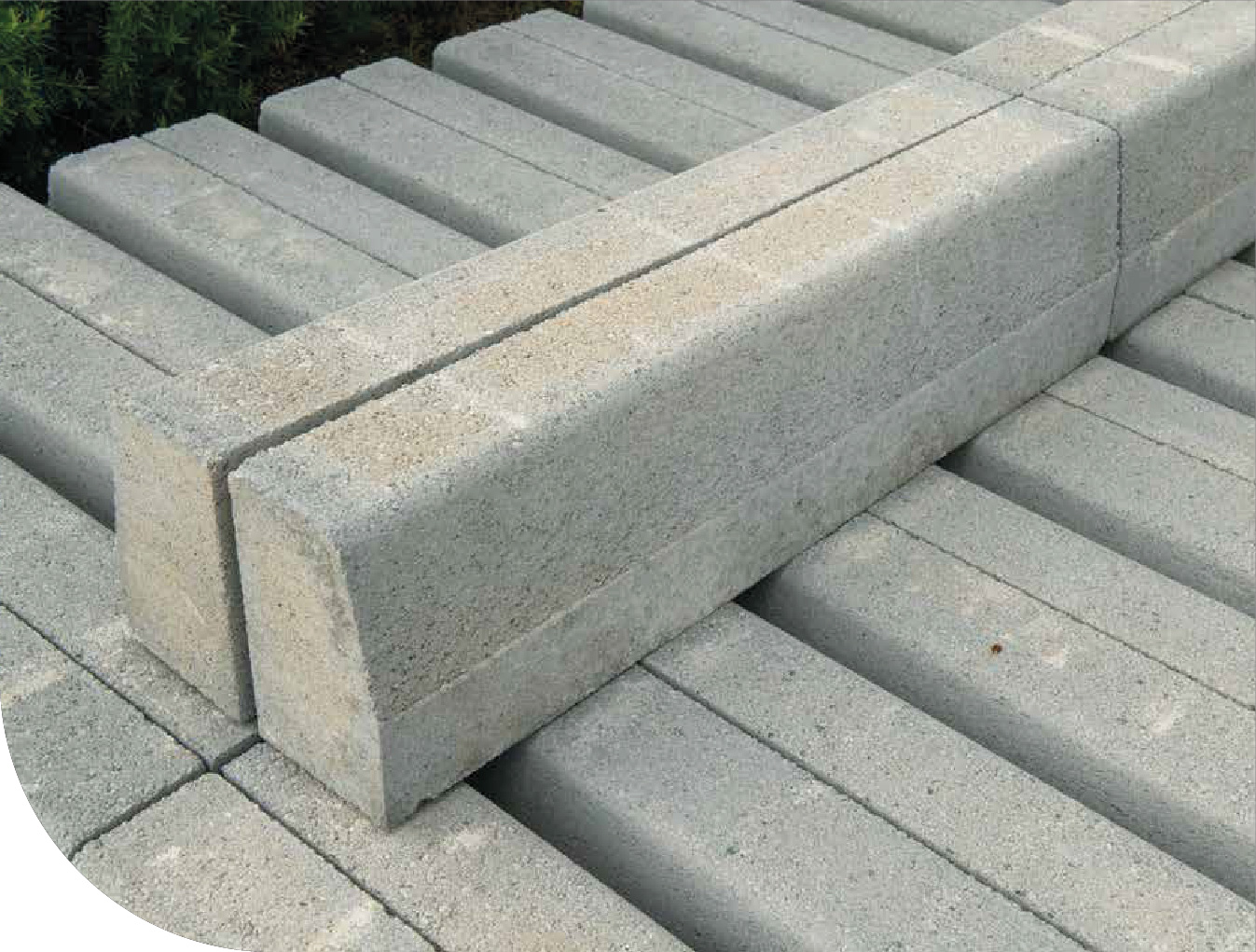 Blocs de béton empilés pour la construction et l'infrastructure