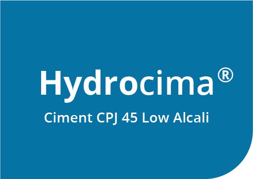 Logo de la marque Hydrocima® sur fond bleu, avec le texte "Ciment CPJ 45 Low Alcali" en blanc en dessous.